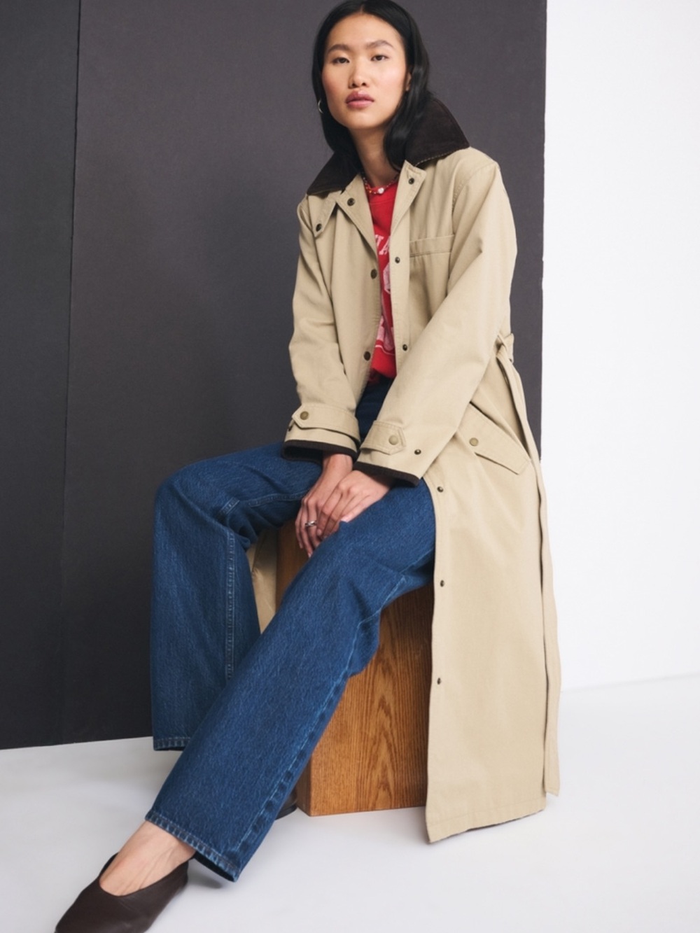 NWT • Abercrombie waxed Mac coat in creamy brown